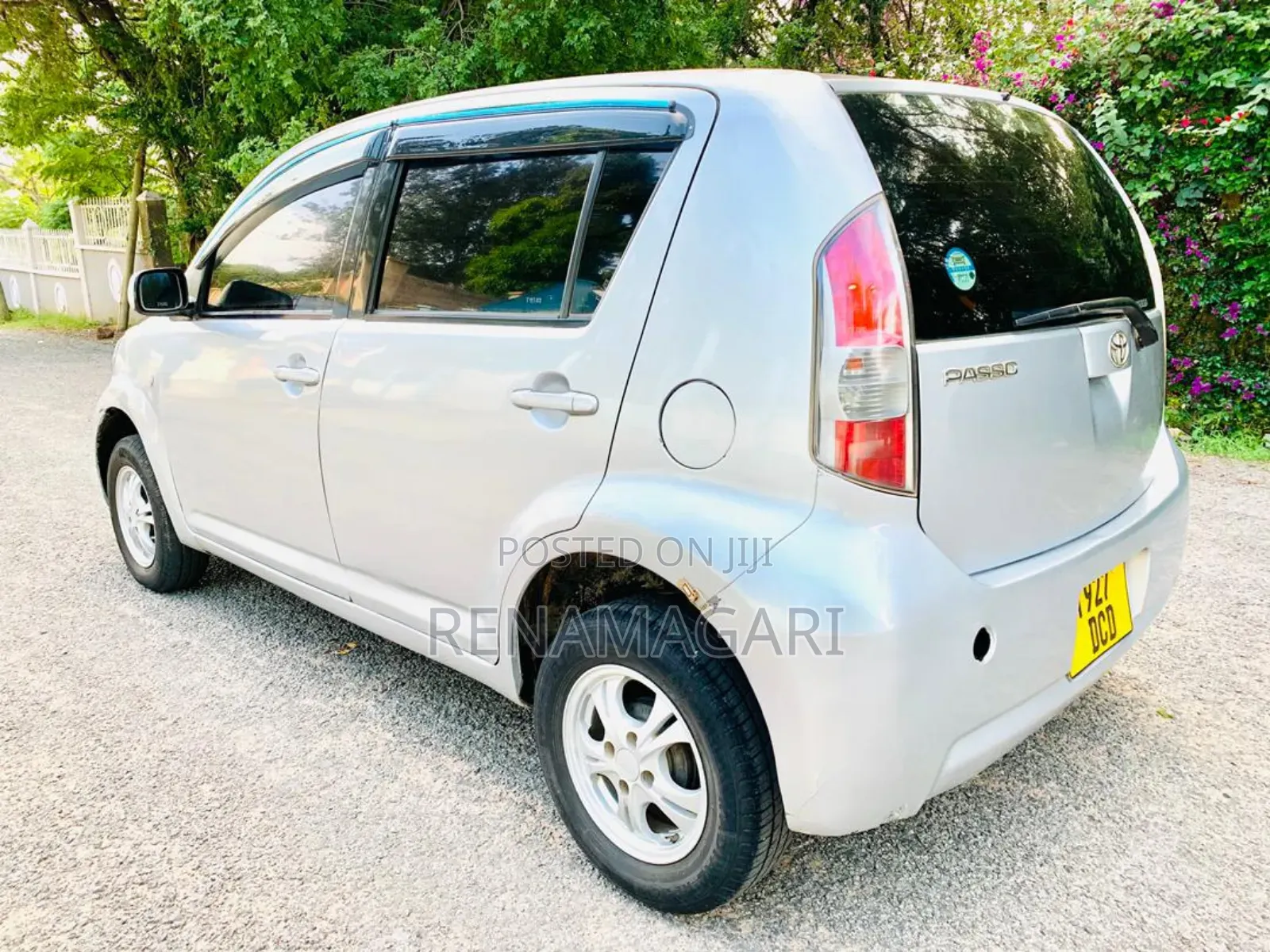 Toyota Passo 2004 Silver