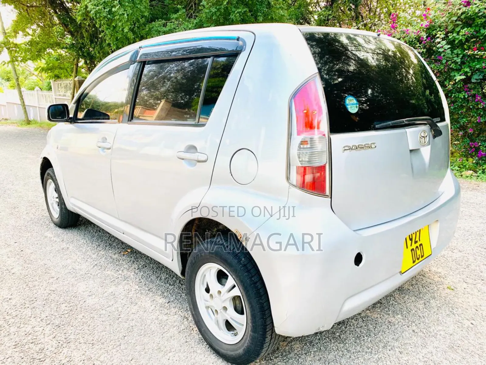 Toyota Passo 2004 Silver