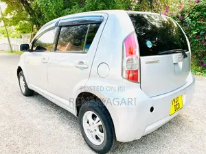Toyota Passo 2004 Silver