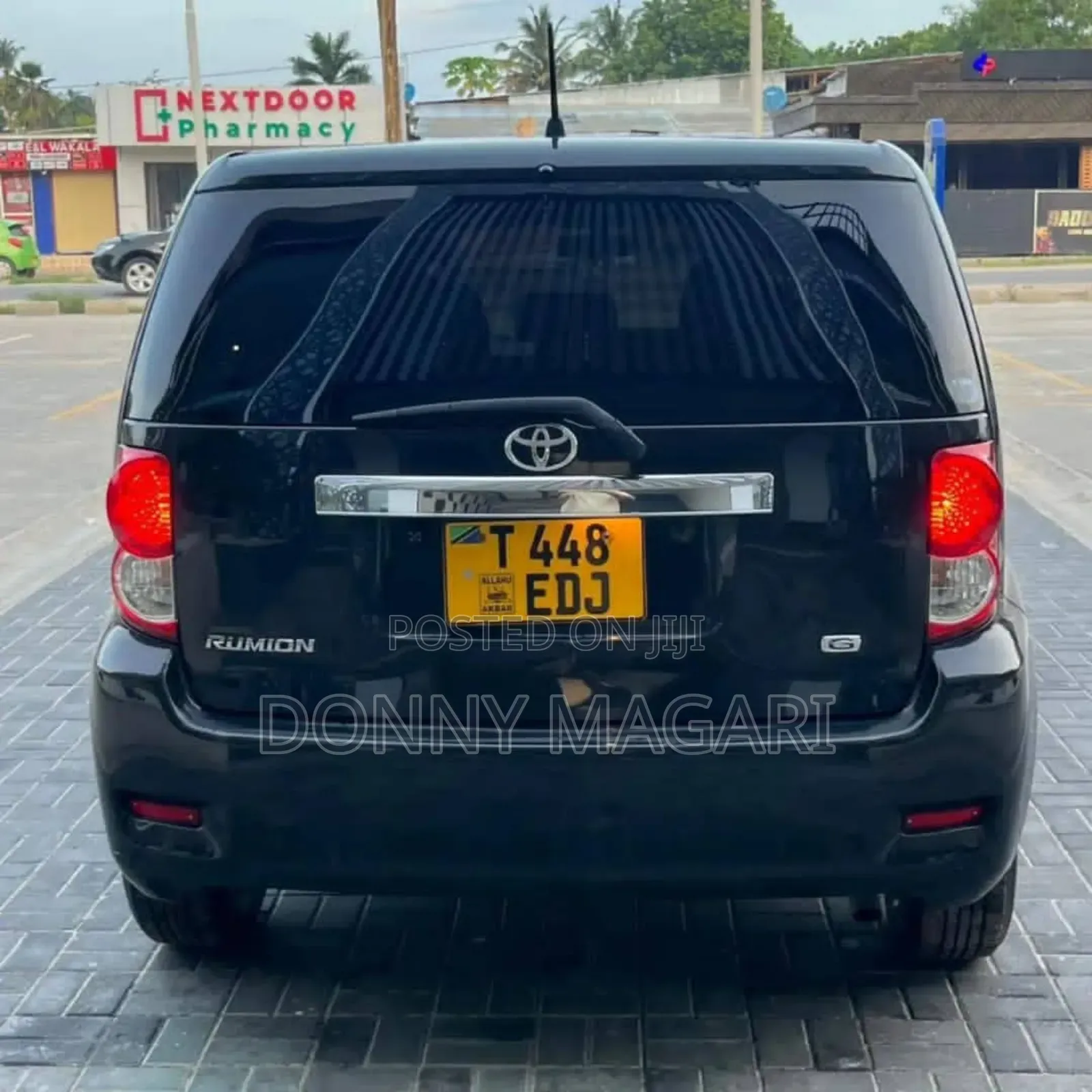 Toyota Corolla Rumion 2008 Black