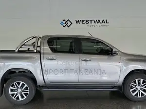Toyota Hilux 2017 Silver