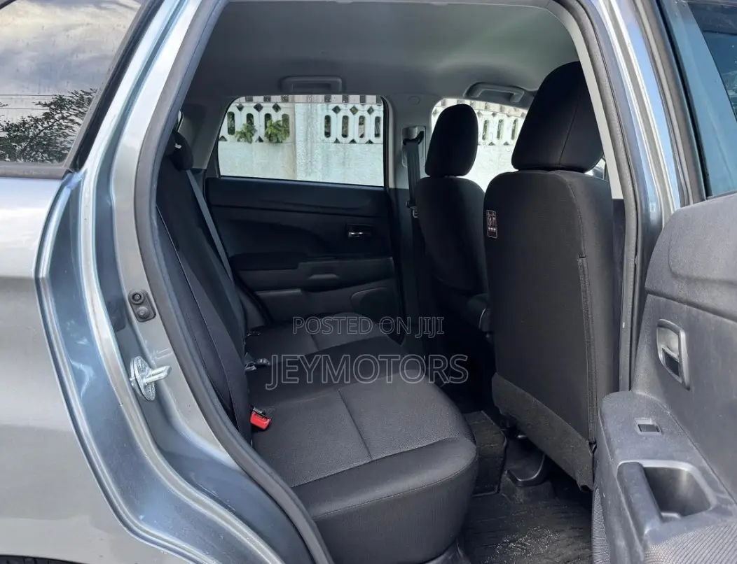 Mitsubishi RVR 2010 Gray