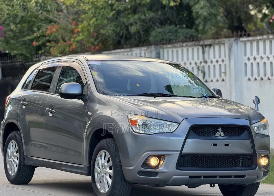 Mitsubishi RVR 2010 Gray