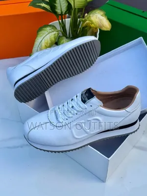 Sneaker Shoes or Viatu Vya Raba Vya Vg