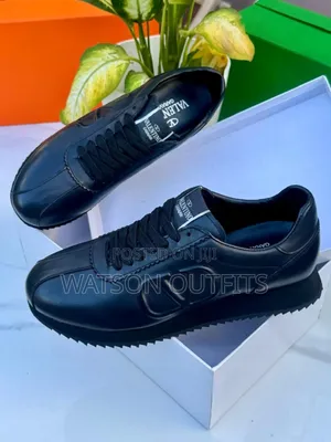 Sneaker Shoes or Viatu Vya Raba Vya Vg
