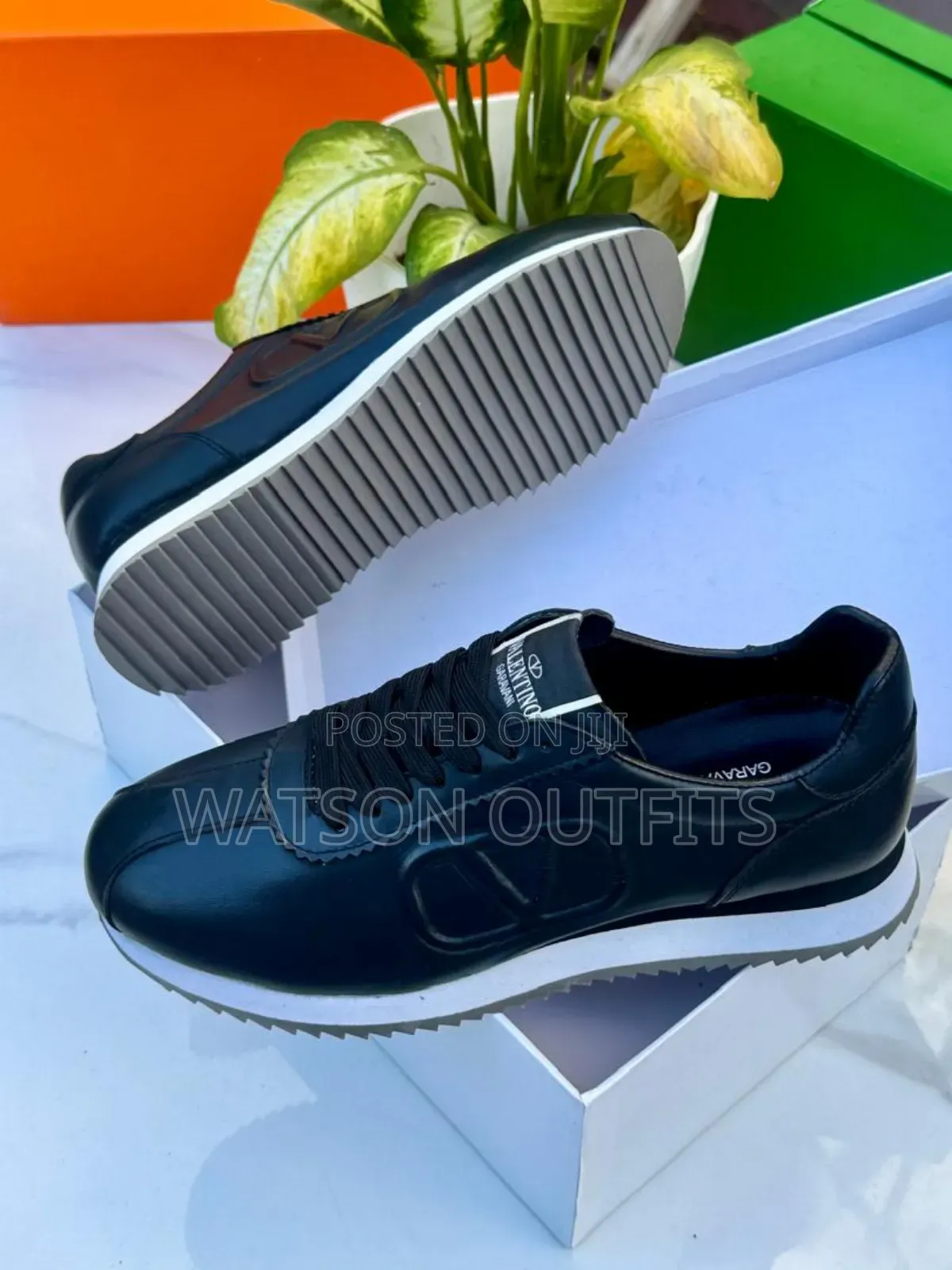 Sneaker Shoes or Viatu Vya Raba Vya Vg