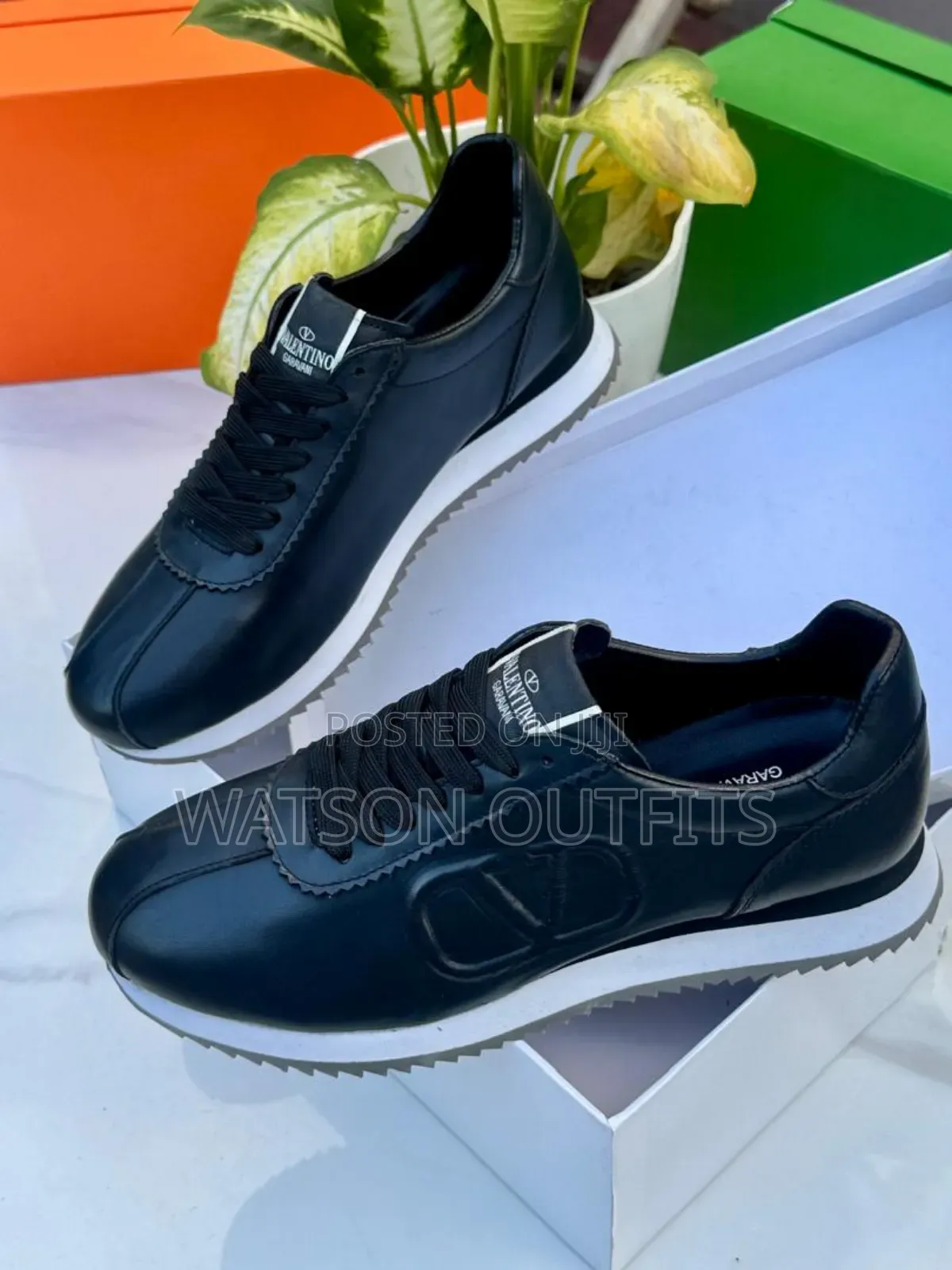 Sneaker Shoes or Viatu Vya Raba Vya Vg