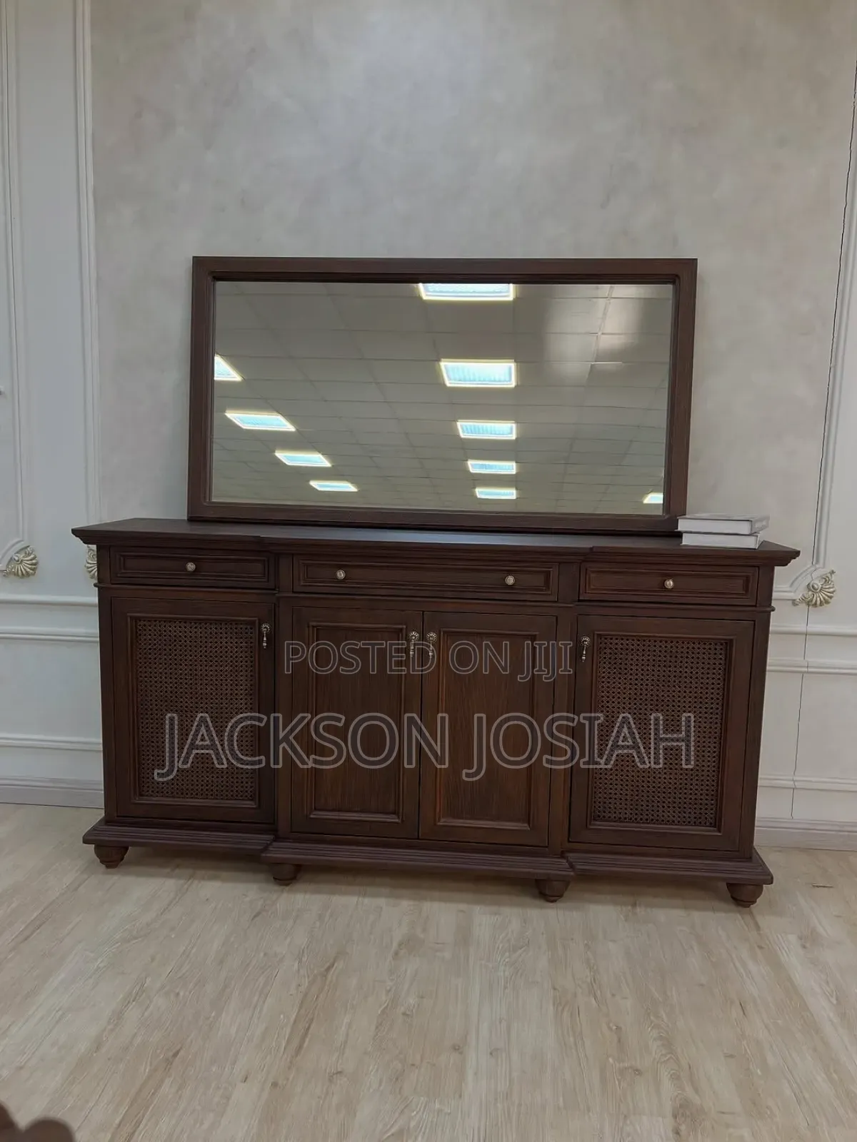 Wooden Dressing Table