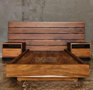 Kitanda Cha Mbao 5*6 Wood Color Na Bedside