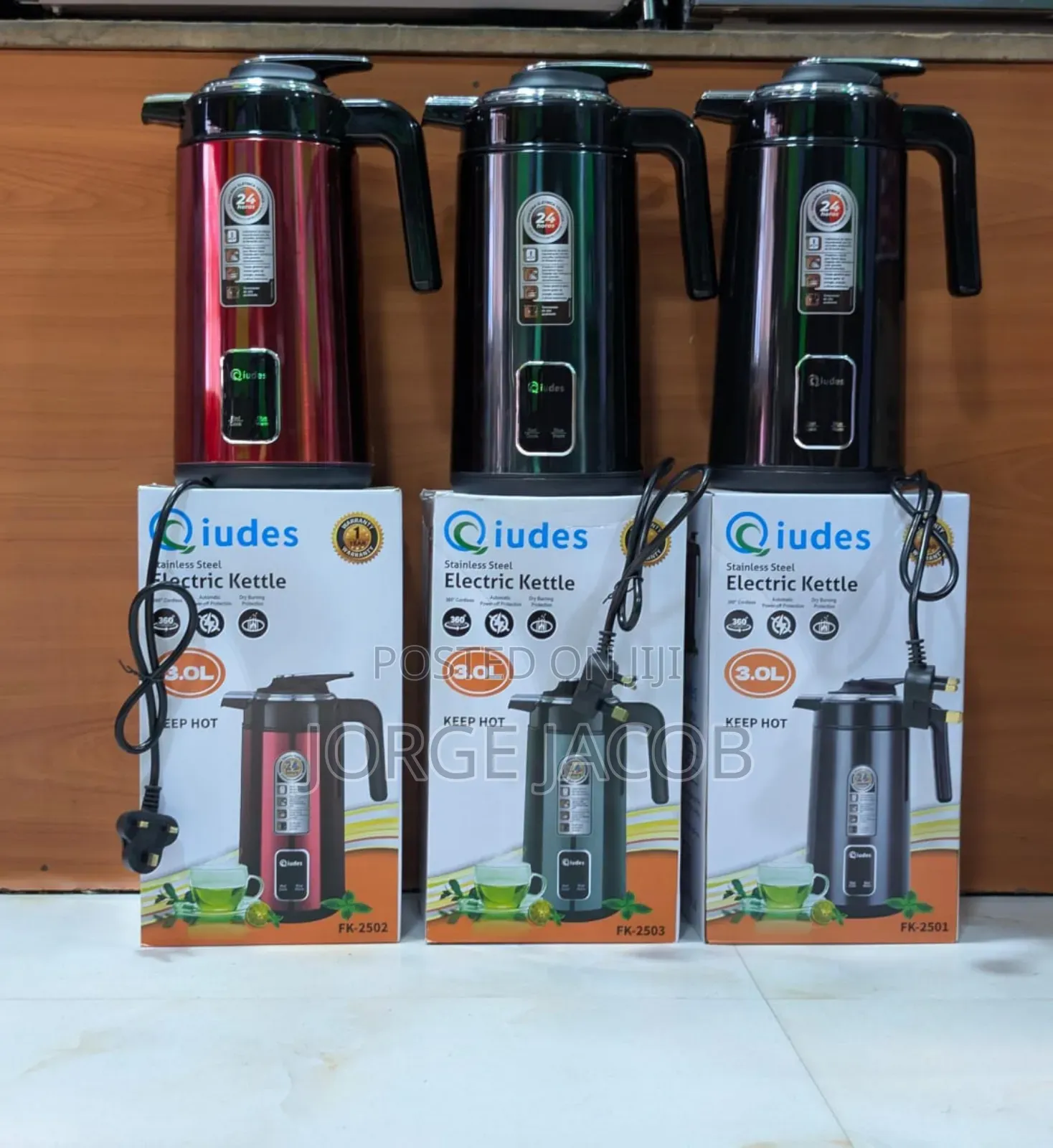 Qiudes Electric Kettle, Model Fk-2503.