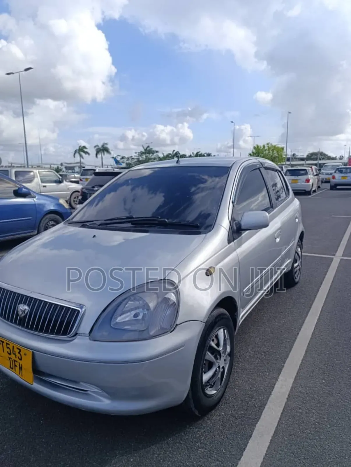 Toyota Vitz 2006 Silver