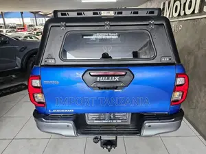 Toyota Hilux 2021 Blue