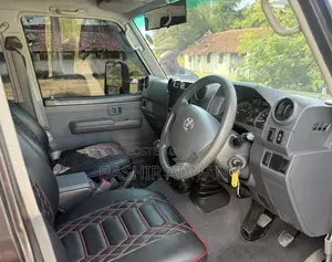 Toyota Land Cruiser 79 Series 2015 Black
