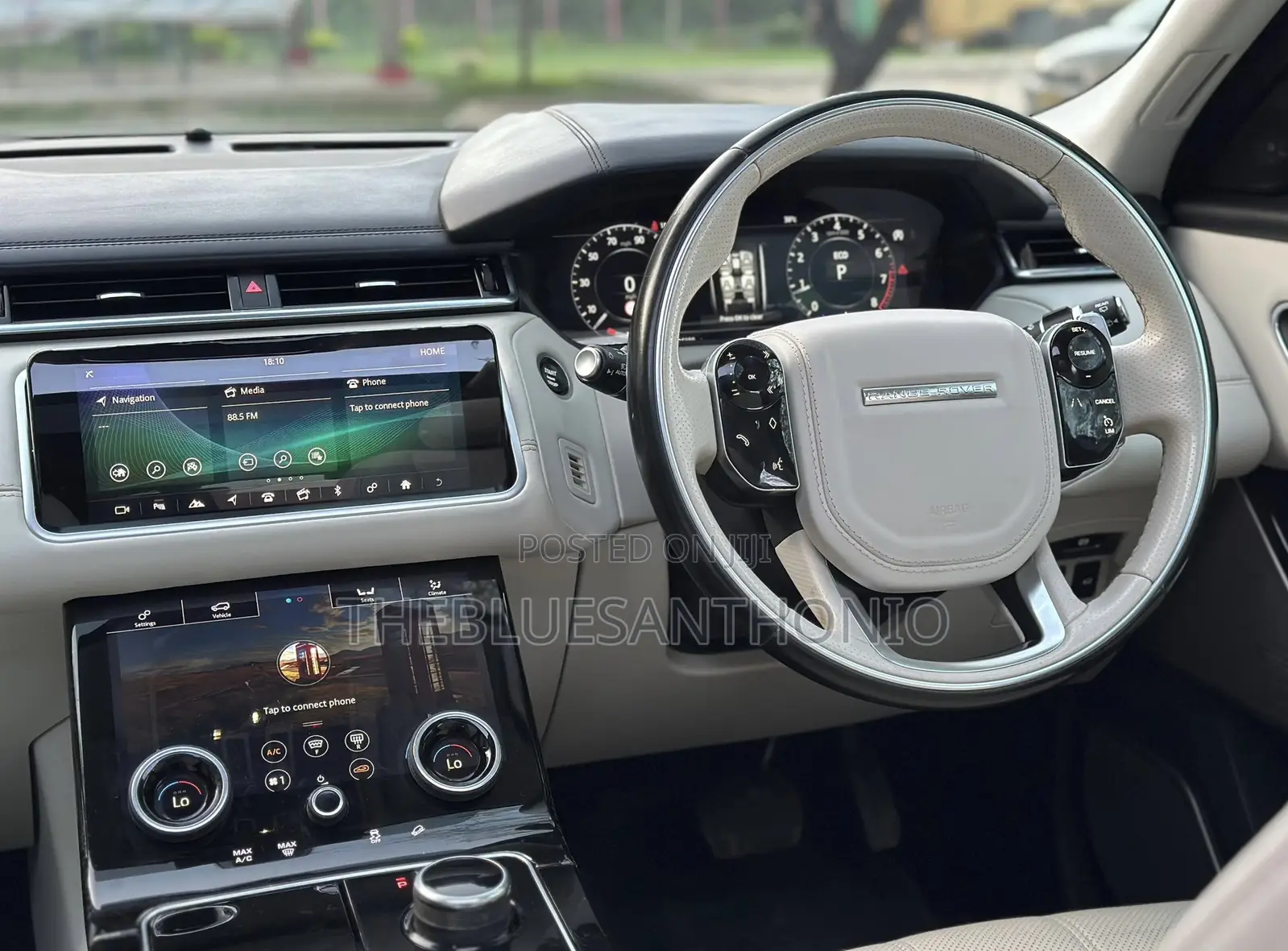 Land Rover Range Rover Velar 2018 Gray