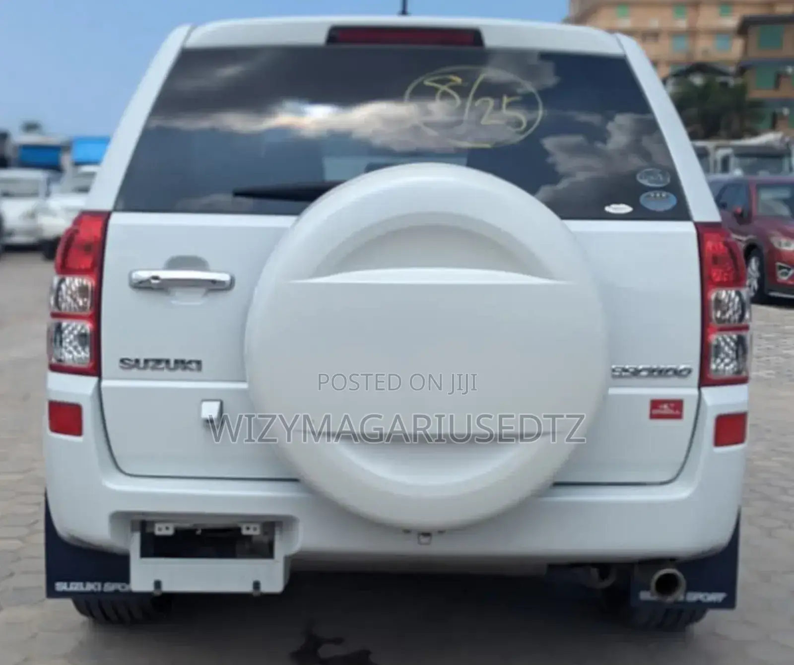 Suzuki Escudo 2009 Off white