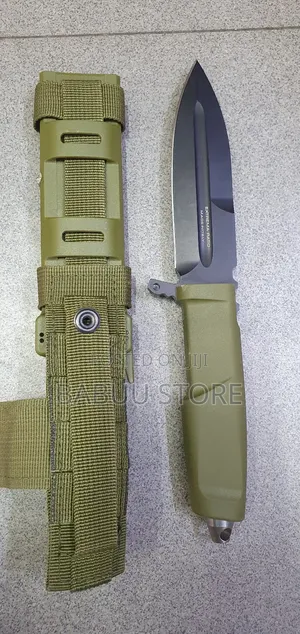 Knife Set With Rubber and Plastic