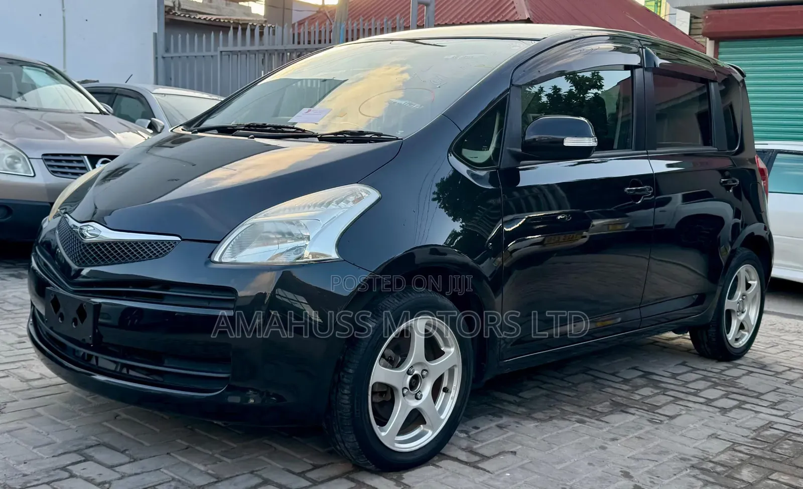Toyota Ractis 2006 Black