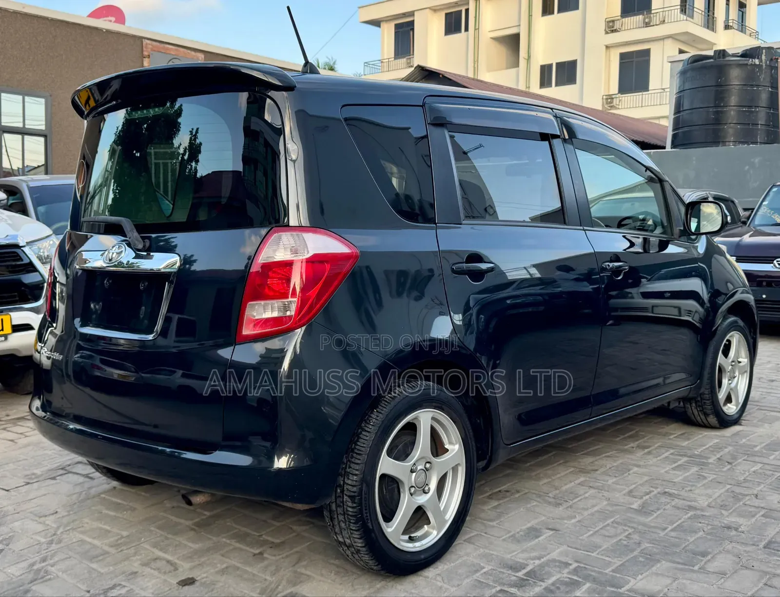 Toyota Ractis 2006 Black