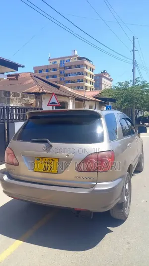 Toyota Harrier 2001 Silver