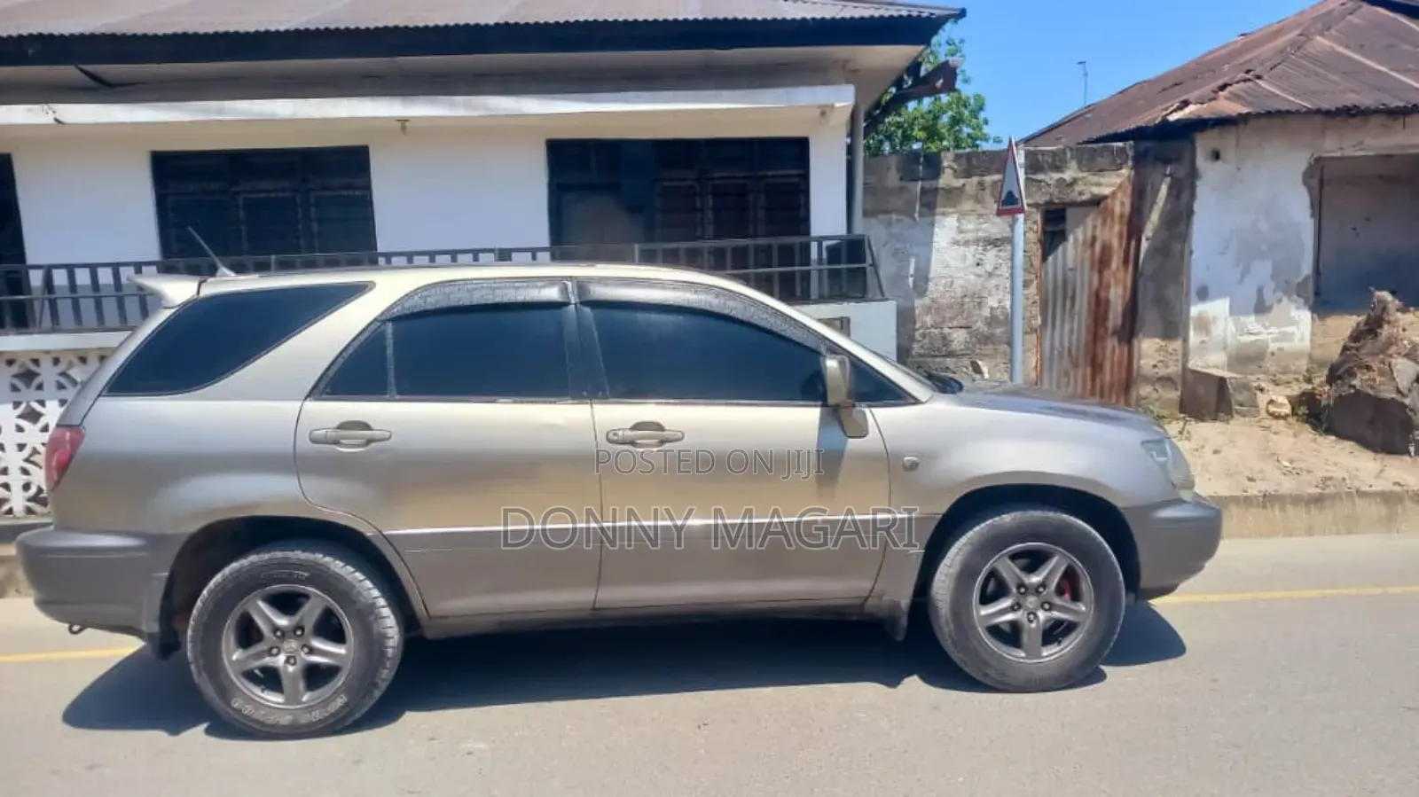Toyota Harrier 2001 Silver