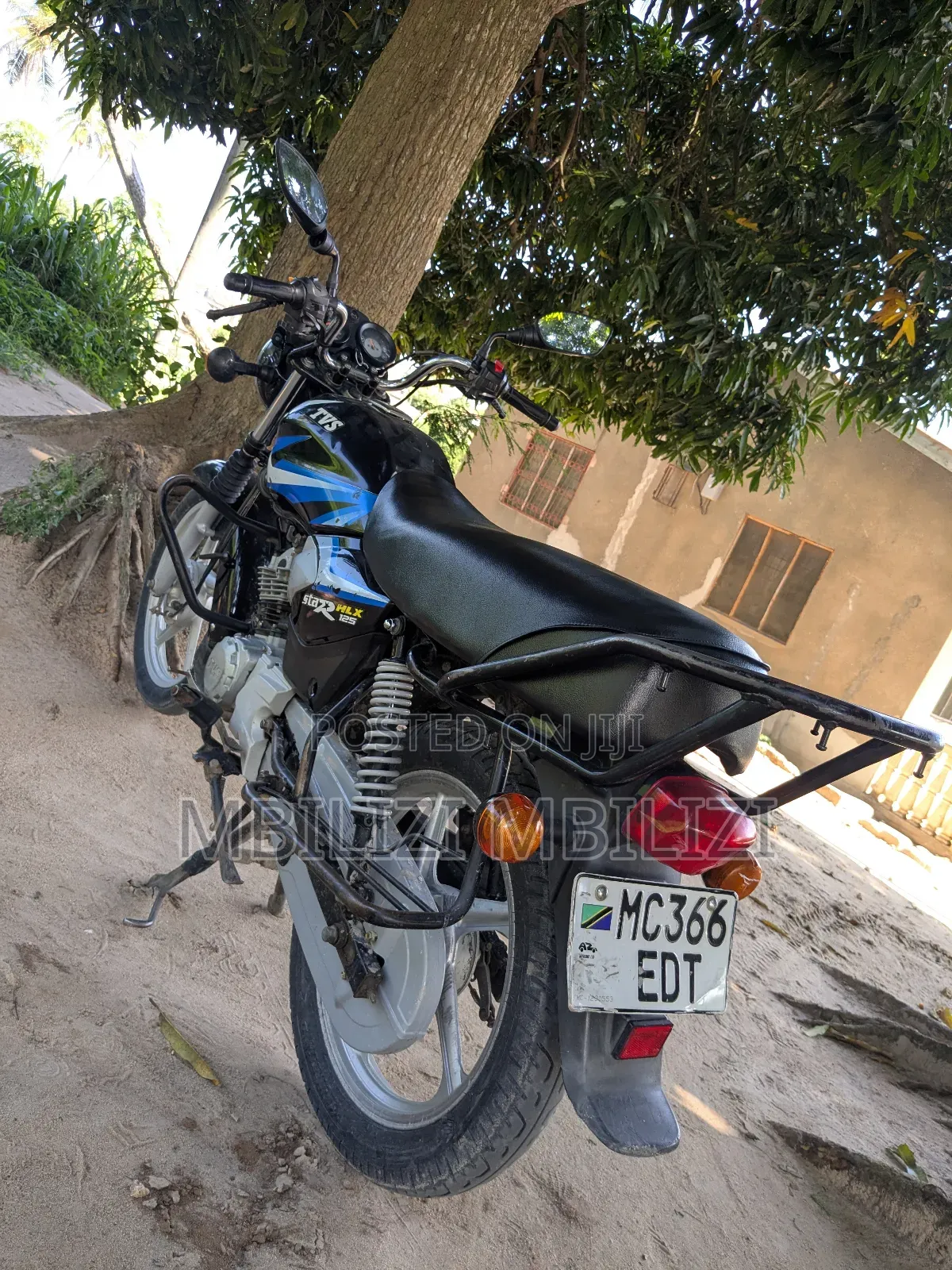 TVS 2025 Black