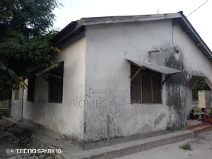 5bdrm House in Tanzania Daresalaam, Ilala for sale