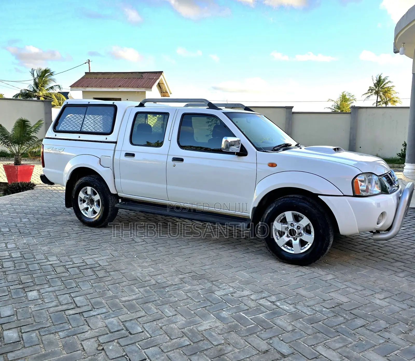 Nissan Hardbody 2019 White