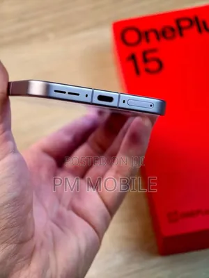 New OnePlus 15 256 GB