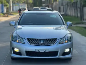 Toyota Crown 2009 Silver