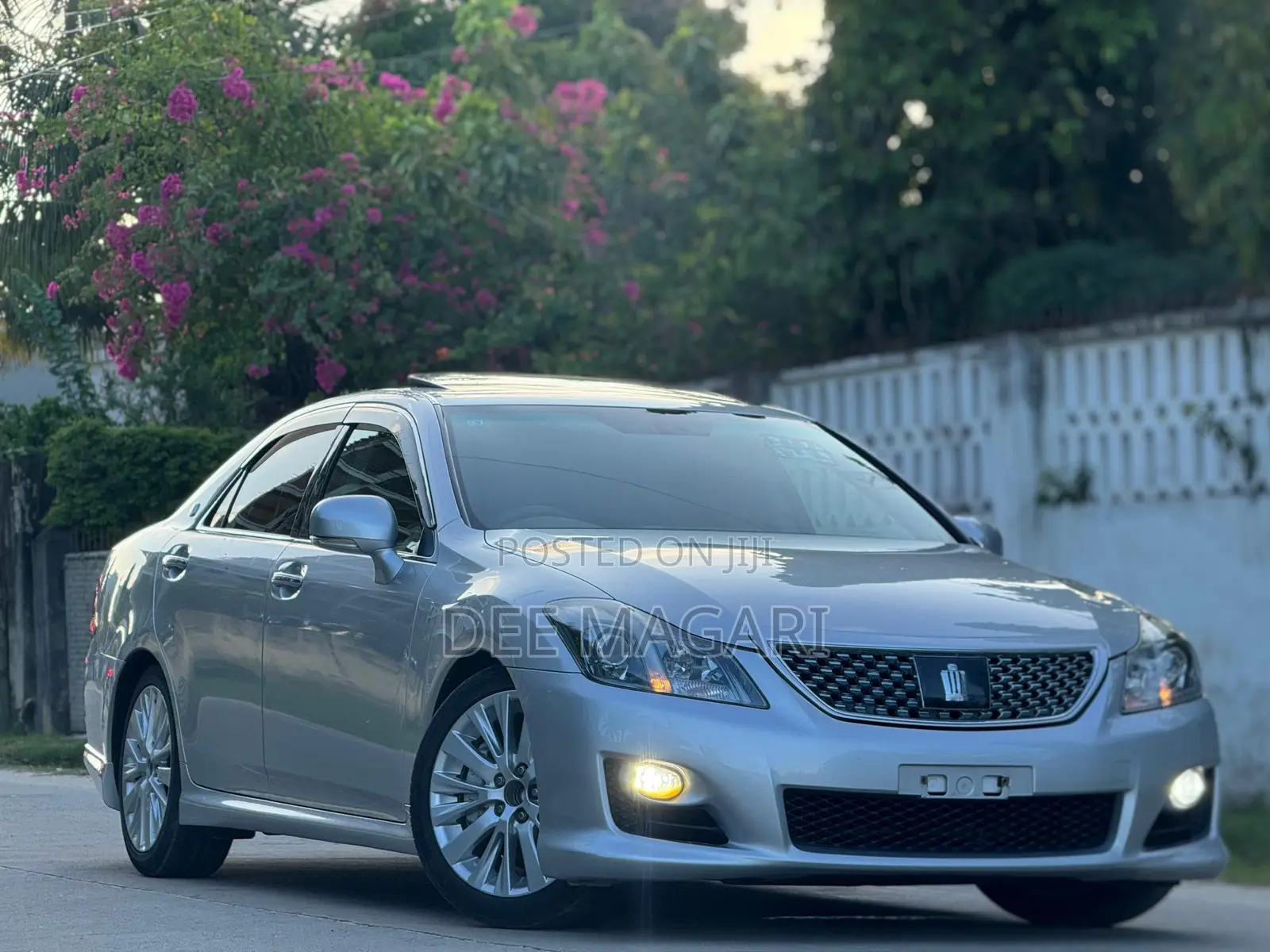 Toyota Crown 2009 Silver