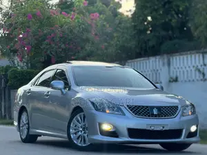 Toyota Crown 2009 Silver