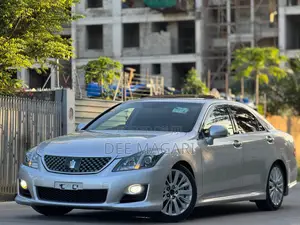 Toyota Crown 2009 Silver