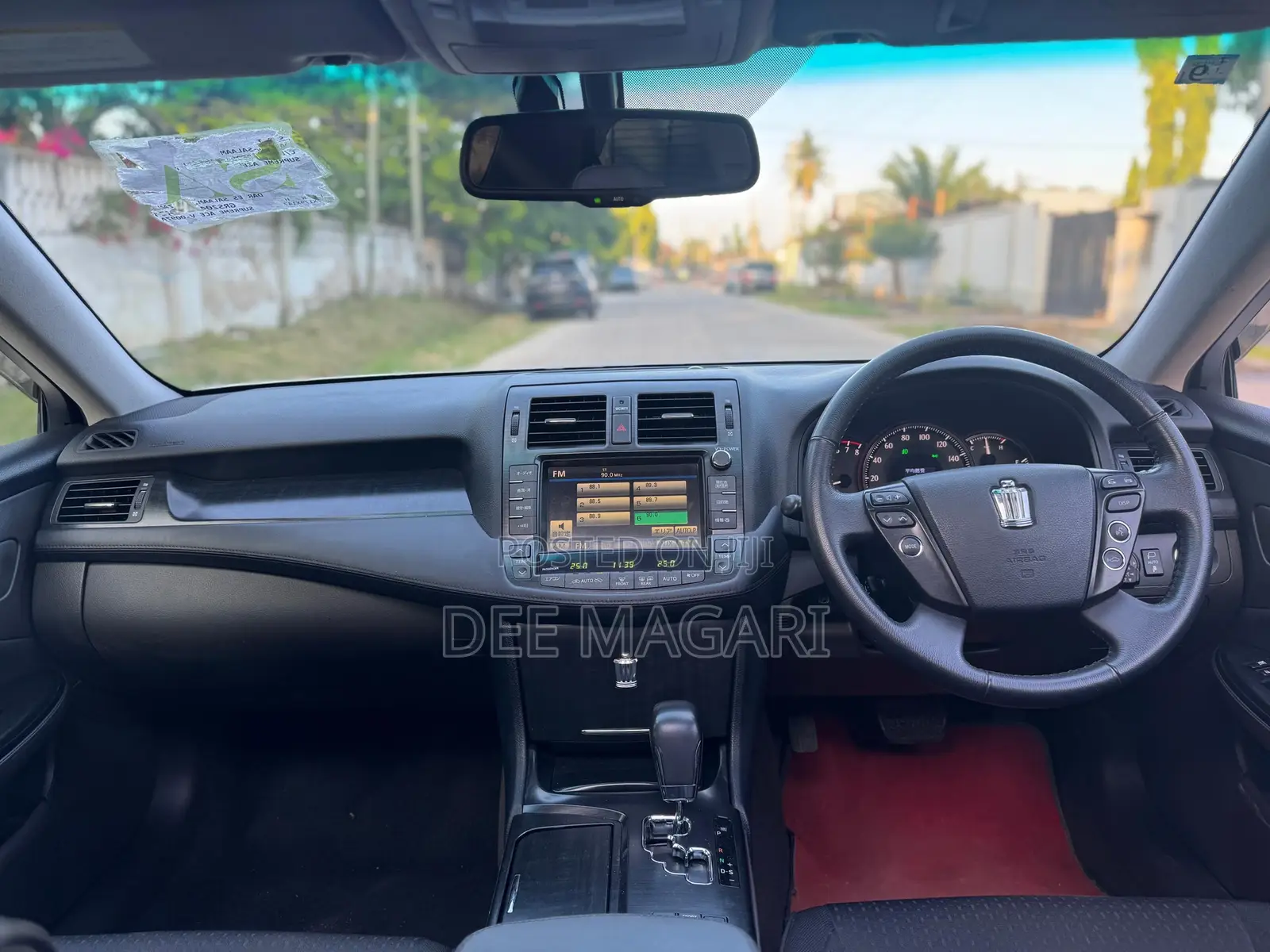 Toyota Crown 2009 Silver