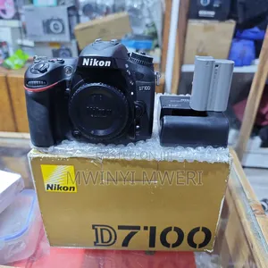 Nikon D7100 DSLR Camera Body Only Used