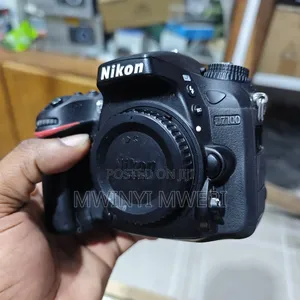 Nikon D7100 DSLR Camera Body Only Used