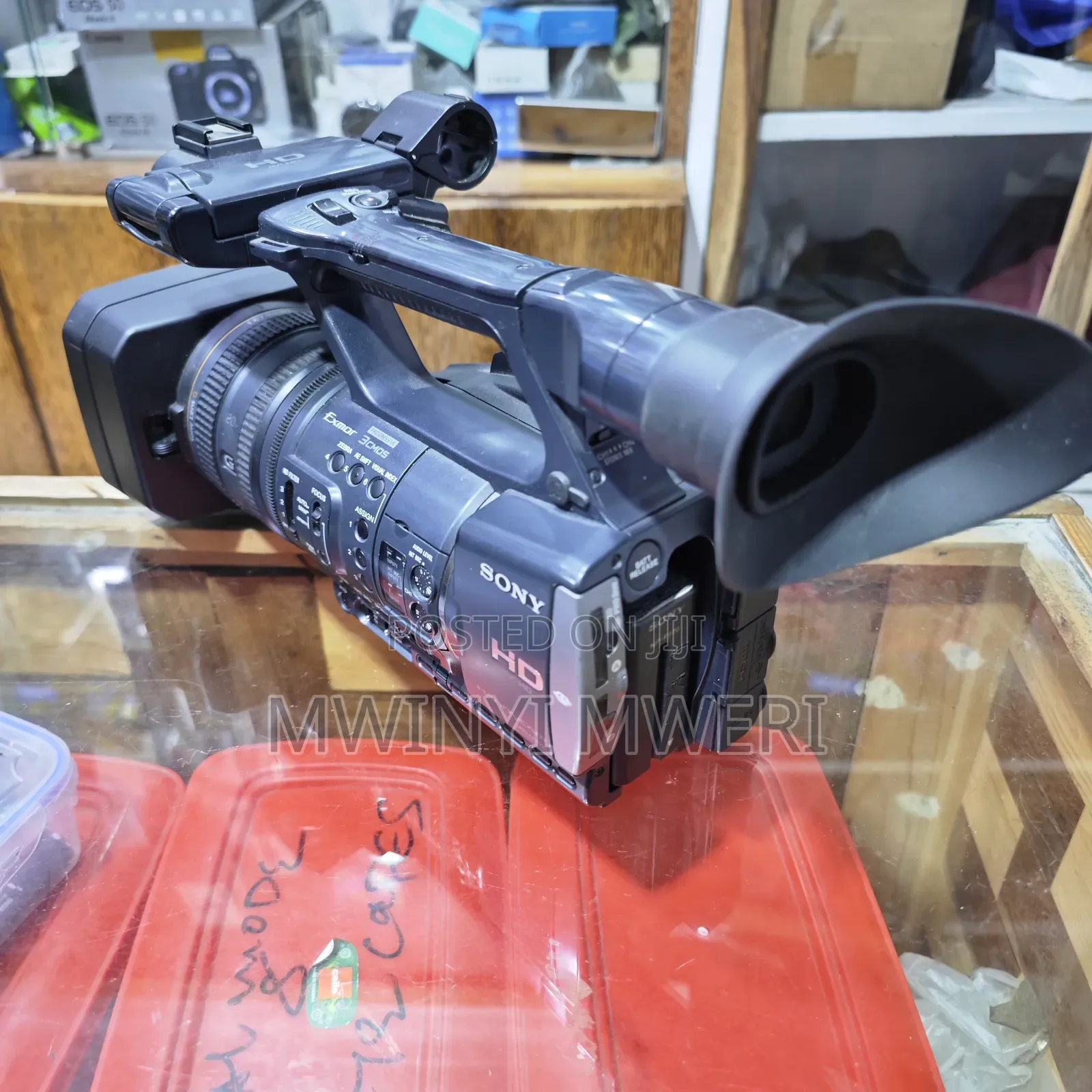 Sony HDR-Ax2000e Avchd Pal Camcorder Video Camera