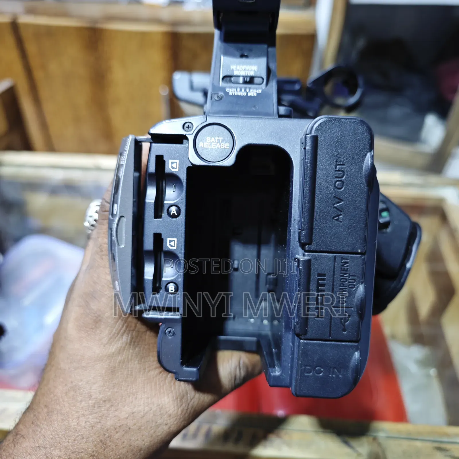 Sony HDR-Ax2000e Avchd Pal Camcorder Video Camera