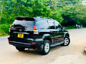 Toyota Land Cruiser Prado 2006 Black
