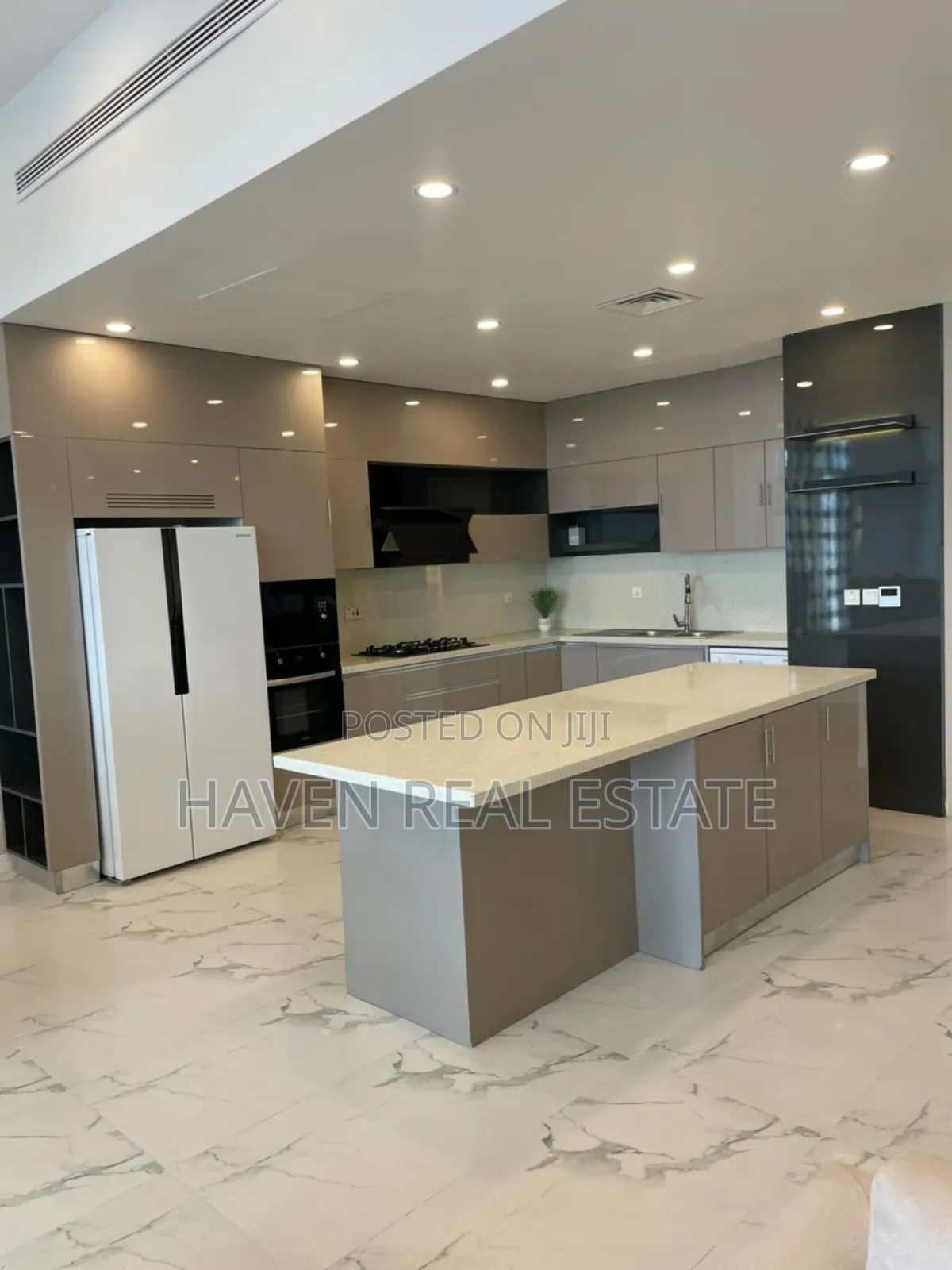 Furnished 4bdrm Apartment in Masaki for sale