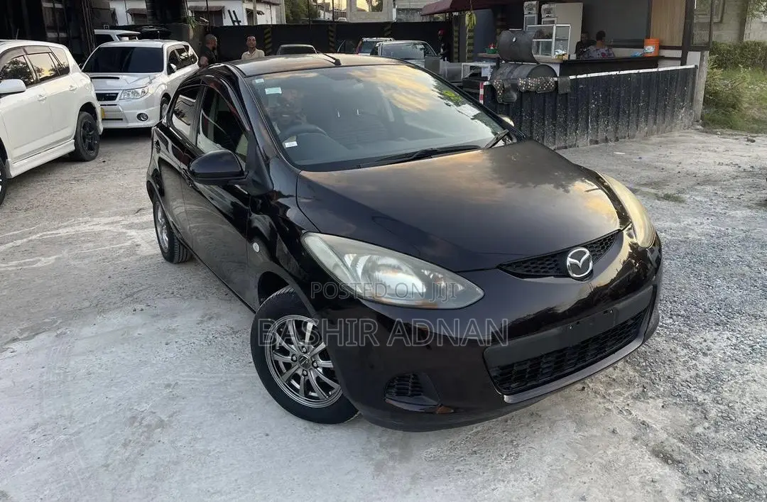 Mazda Demio 2010 Black