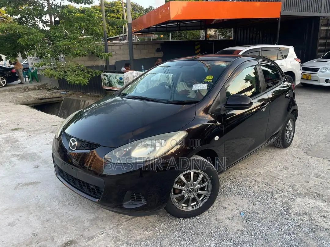 Mazda Demio 2010 Black