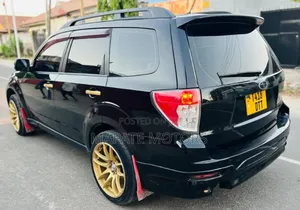 Subaru Forester 2.5X 2010 Black