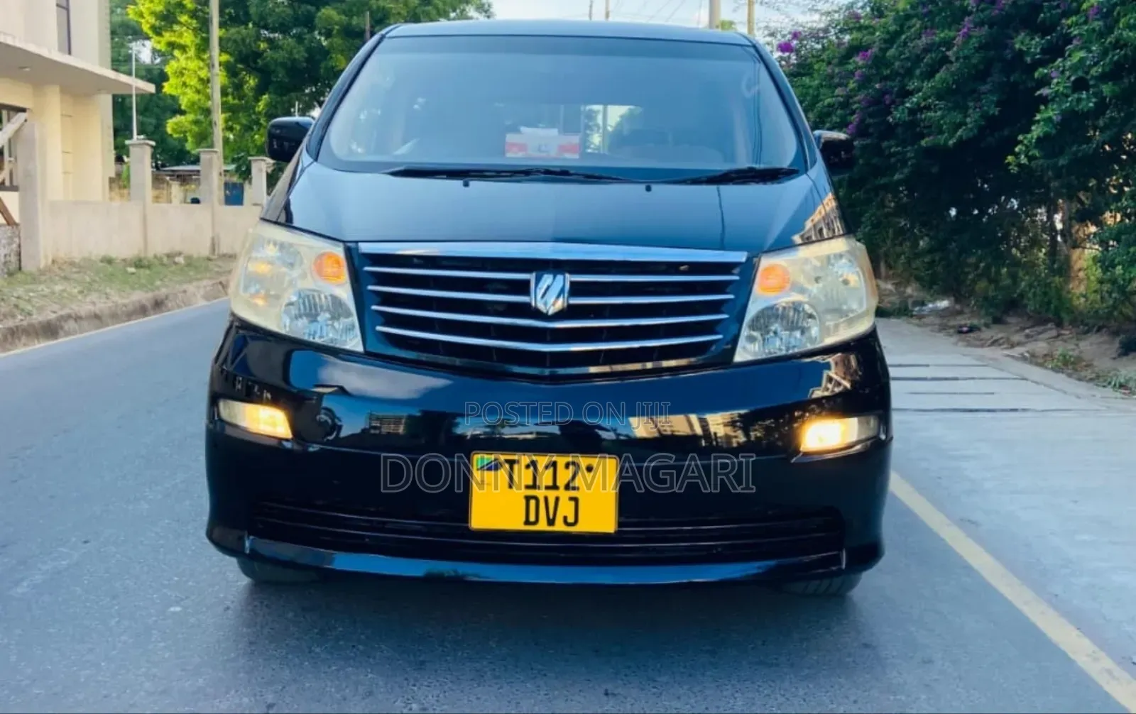 Toyota Alphard 2004 Black