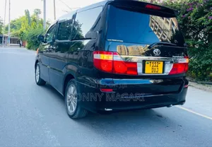 Toyota Alphard 2004 Black
