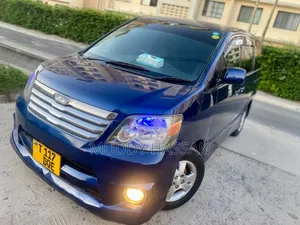 Toyota Noah 2007 Blue