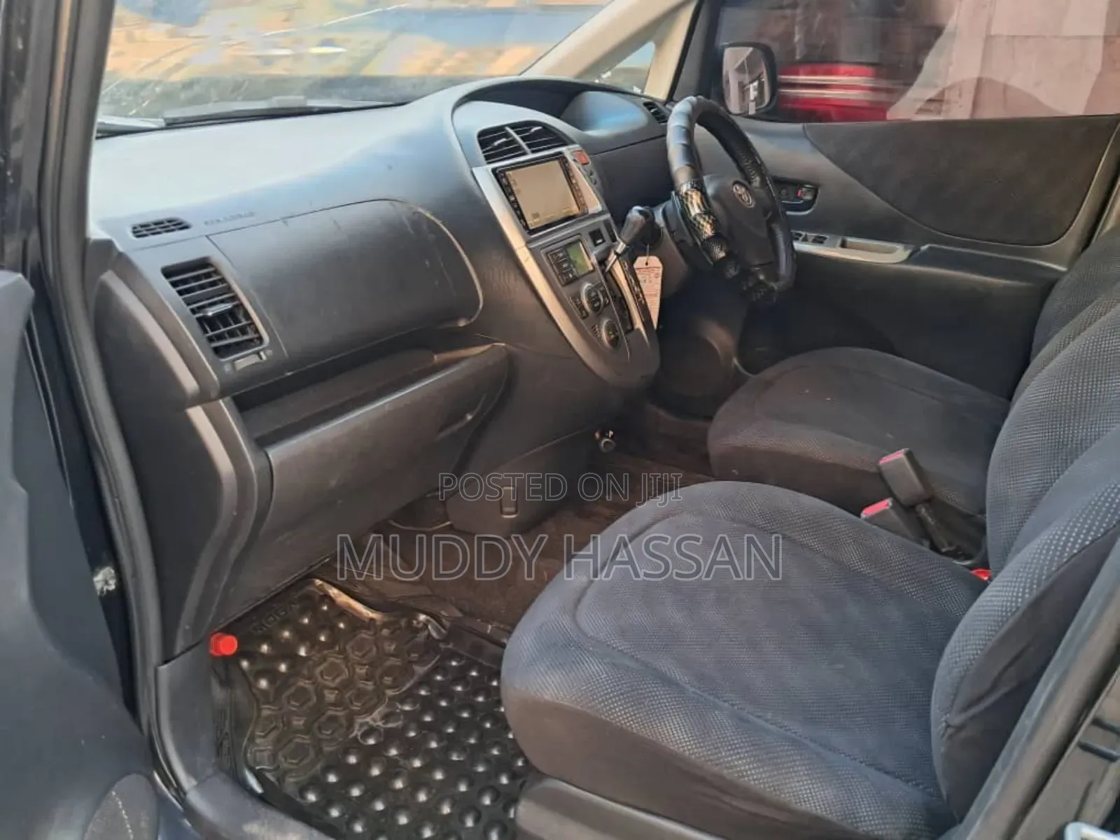 Toyota Ractis 2008 Black