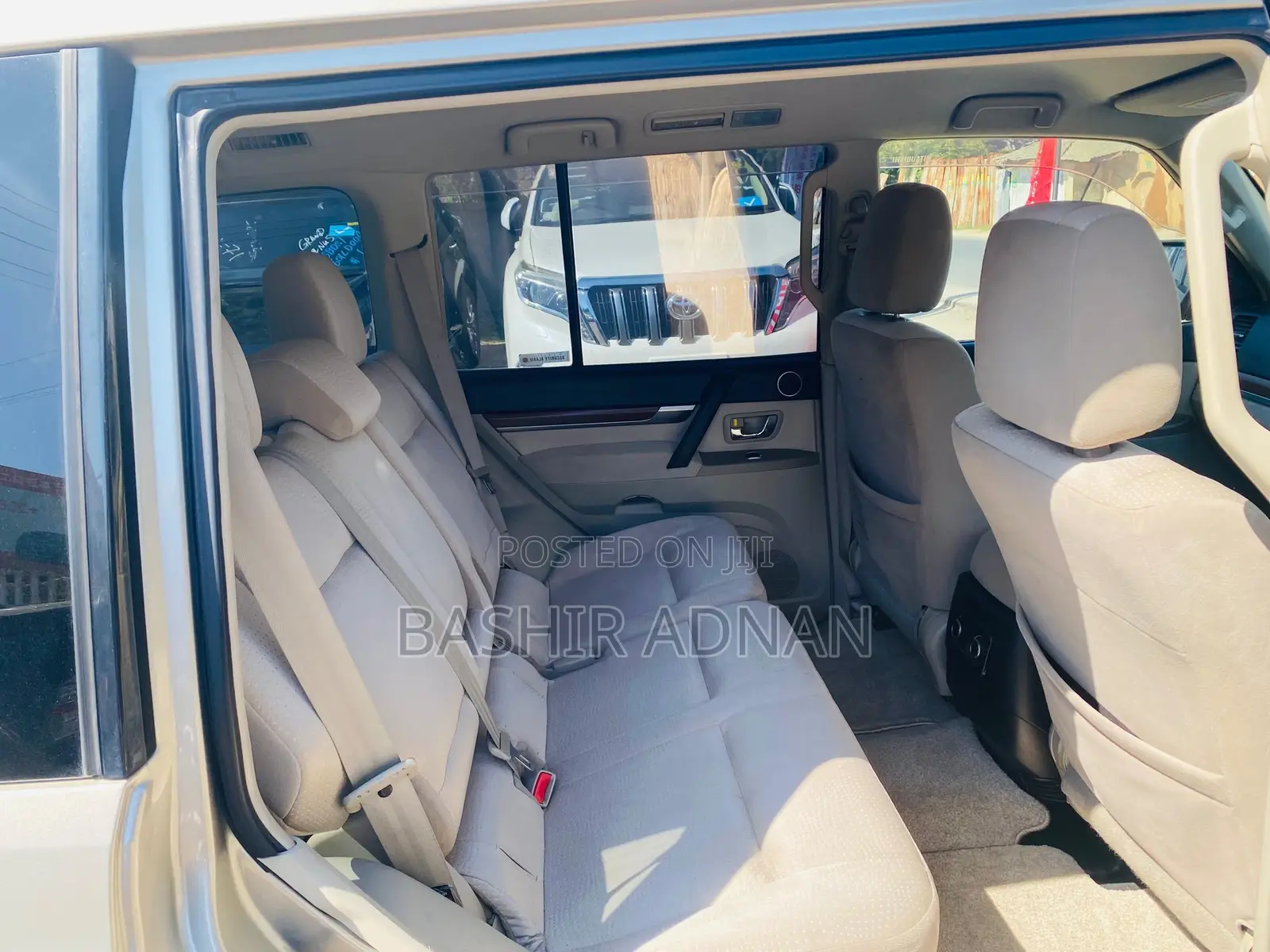 Mitsubishi Pajero 2007 Gold