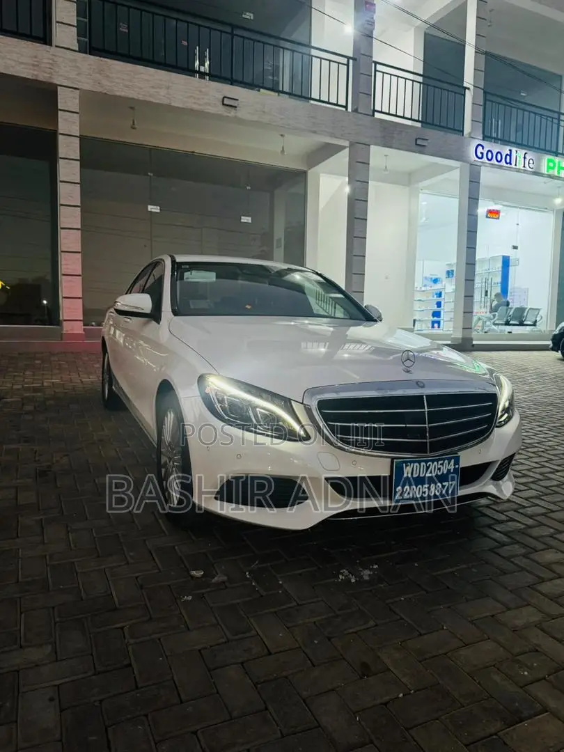 Mercedes-Benz C200 2015 White
