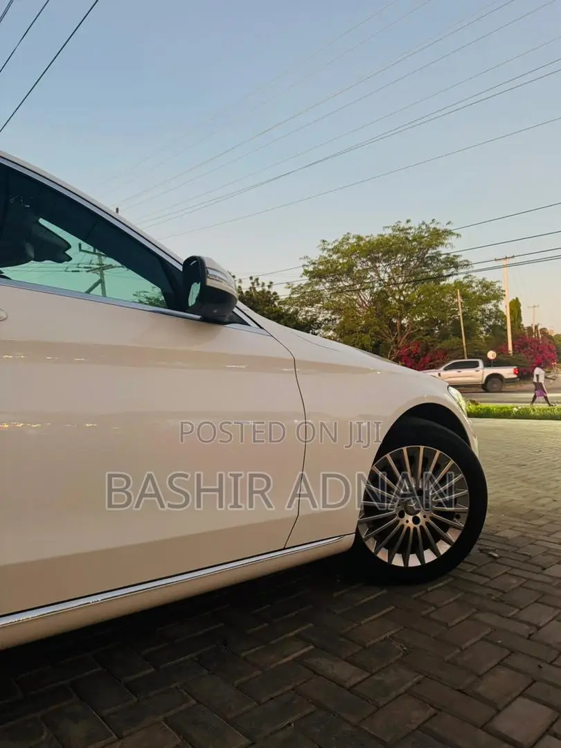Mercedes-Benz C200 2015 White