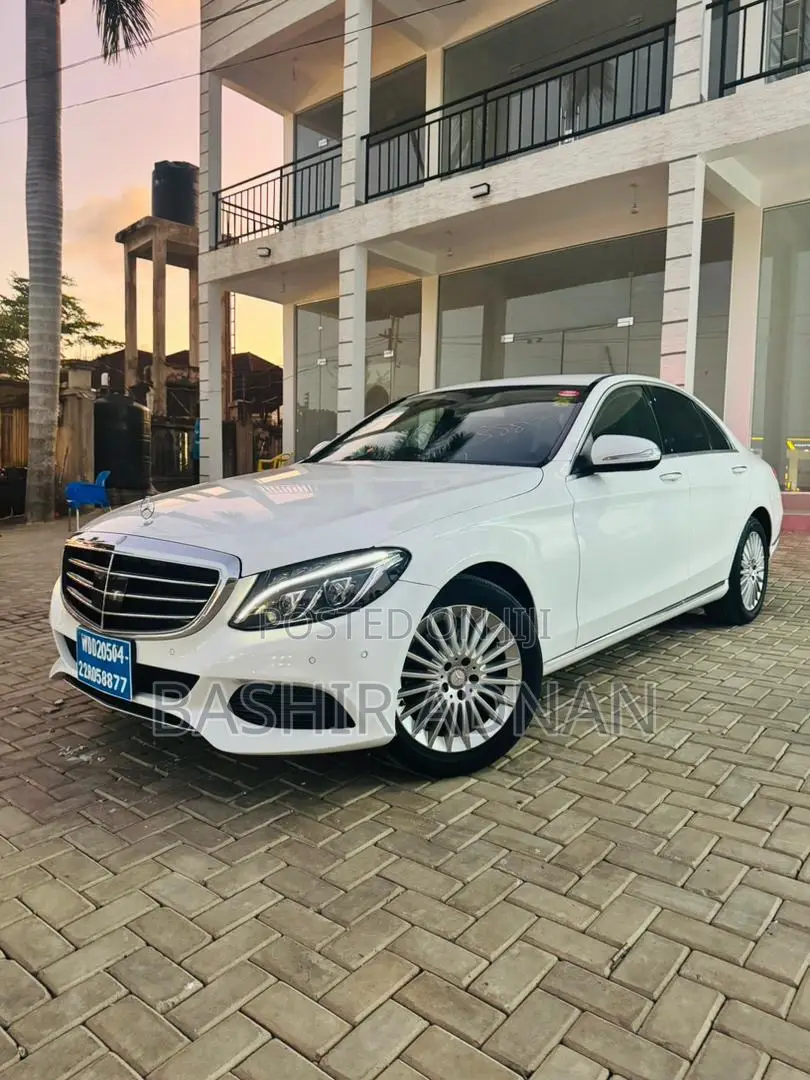 Mercedes-Benz C200 2015 White